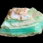 Chrysoprase: The Rare Apple-Green Gemstone Loved by Collectors and Designers