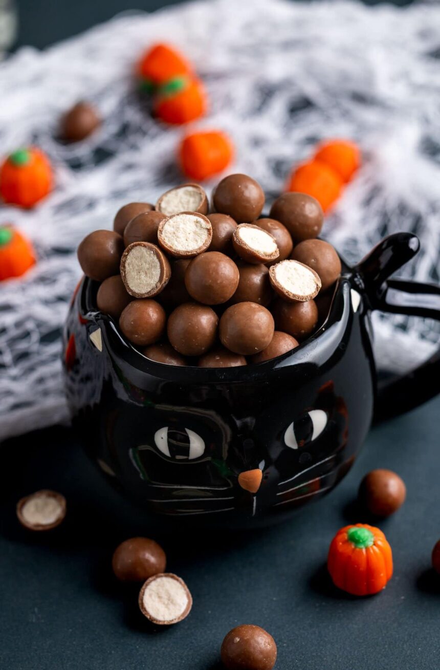 Whoppers Candy: A Complete Guide to Its History, Flavor, Ingredients, and Sweet Legacy